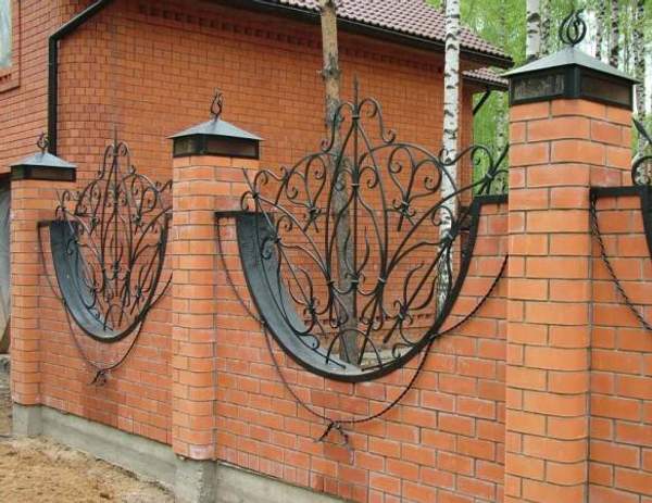 Заборы, ограждения