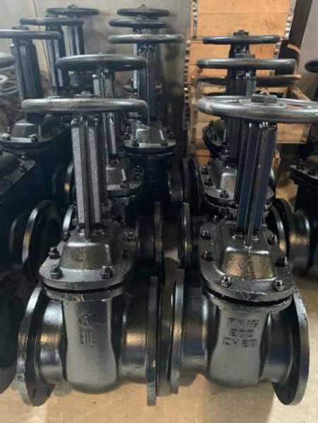 Задвижка стальная ду 200 ру16