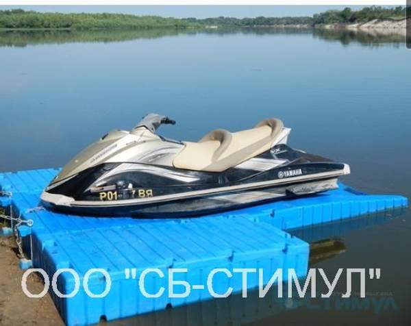 Заезд для гидроцикла c понтонами