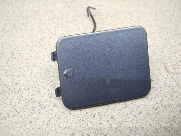 Заглушка буксировочного крюка задняя Mercedes Benz W211 E-Klasse (УТ000216405) Оригинальный номер A2118800305