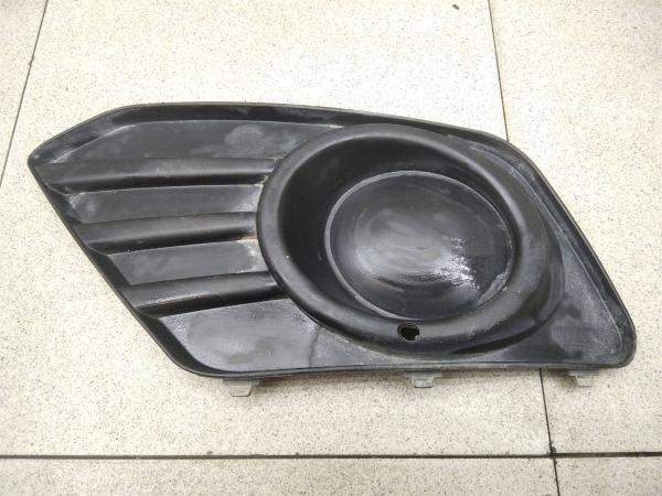 Заглушка фары противотуманной левая УАЗ Патриот (3163) 2005- (УТ000218118) Оригинальный номер 316382803025