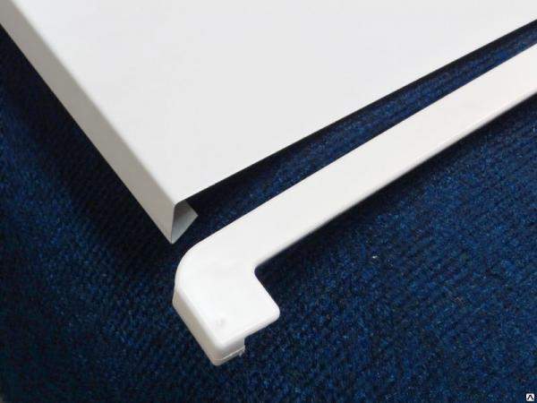 Заглушка водоотлива белая двухсторонняя