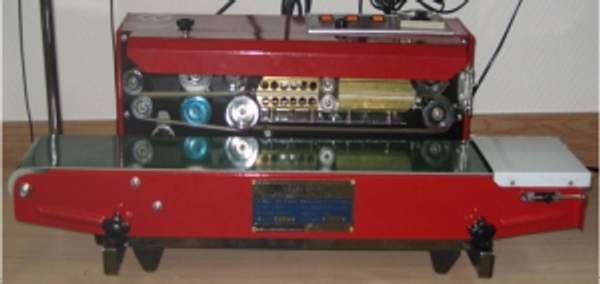 Запайщик пакетов SF-150 (DBF-900) конвейерного типа, С неповоротной запаечной поверхностью DBF-900W