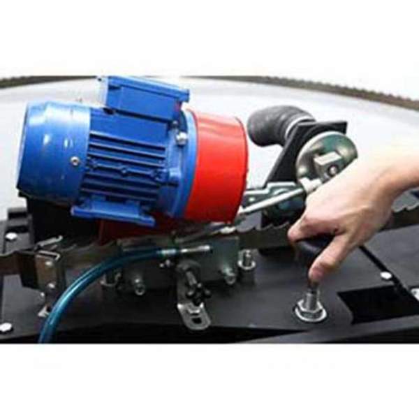 Заточной станок для ленточных пил 55000 рублей.