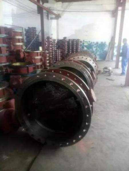 Затворы дисковые поворотные фланцевые Ду50-Ду600 из наличия