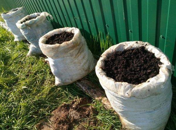 Земля в мешках купить в СПб