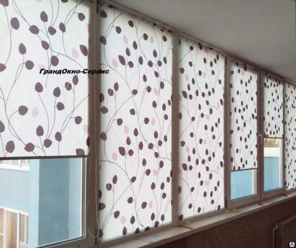 Жалюзи рулонные белые с принтом "Листья"