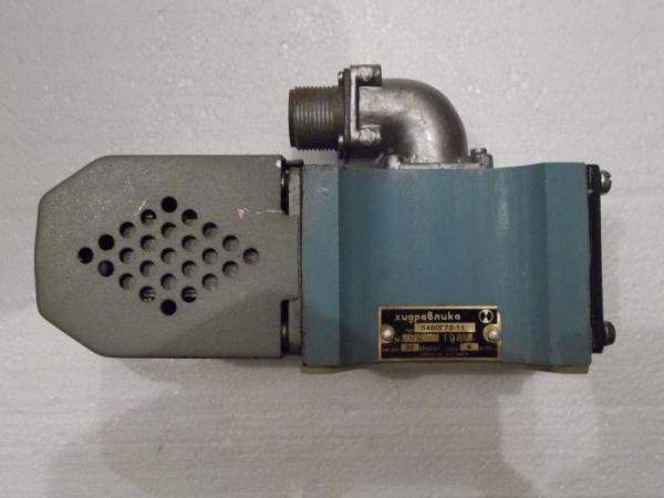 Золотник с электроуправлением 64ПГ 73-11