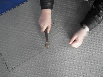 Модульная плитка ПВХ "унипол - Зерно" 500х500х7 мм напольное покрытие для склада — фото 3