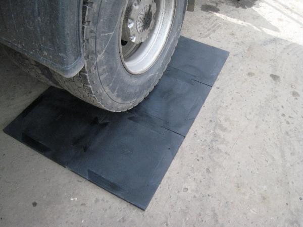 Модульное резиновое покрытие для пола залов занятий спортивной штангой — фото 5