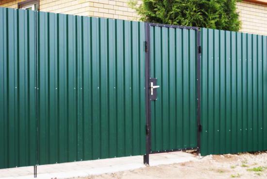 Профнастил оцинкованный и с полимерным покрытием 1 сорт по цене некондиции.