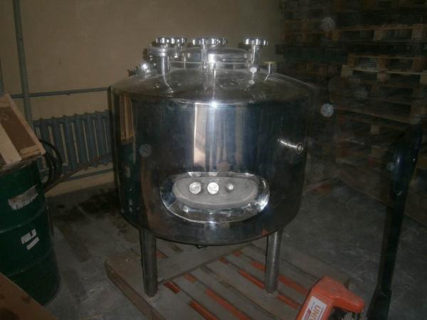 Продаю Ферментер микробиологический, объем 300 л,