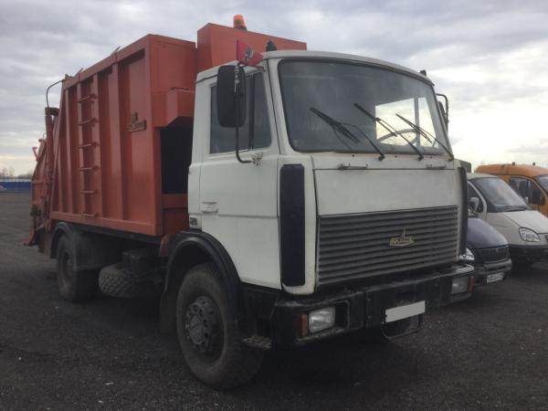 Мусоровоз бу МАЗ КО-427-32 с задней загрузкой шасси 5337А2, 2008 года выпуска. Пробег 71 000 км. Резина остаток 93% — фото 2