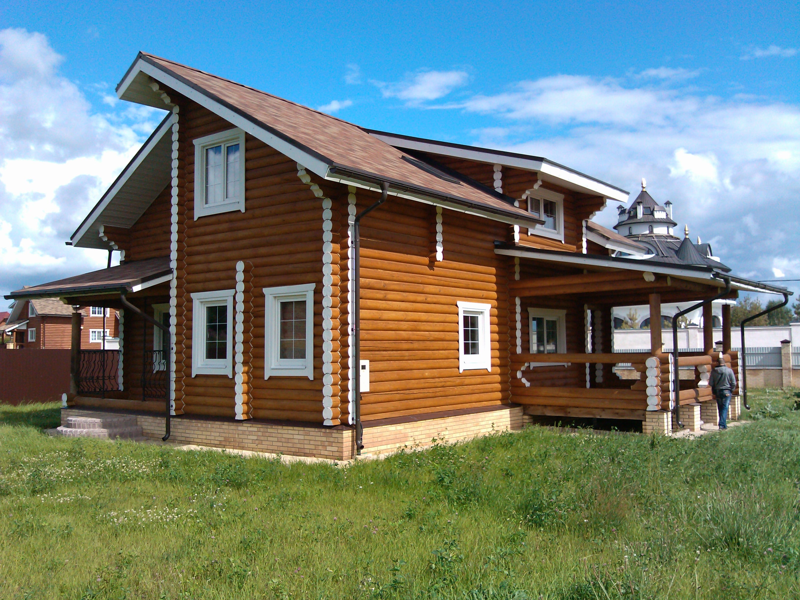 Строительство ,проектирование деревянных домов из оцилиндрованного бревна и профилированного бруса