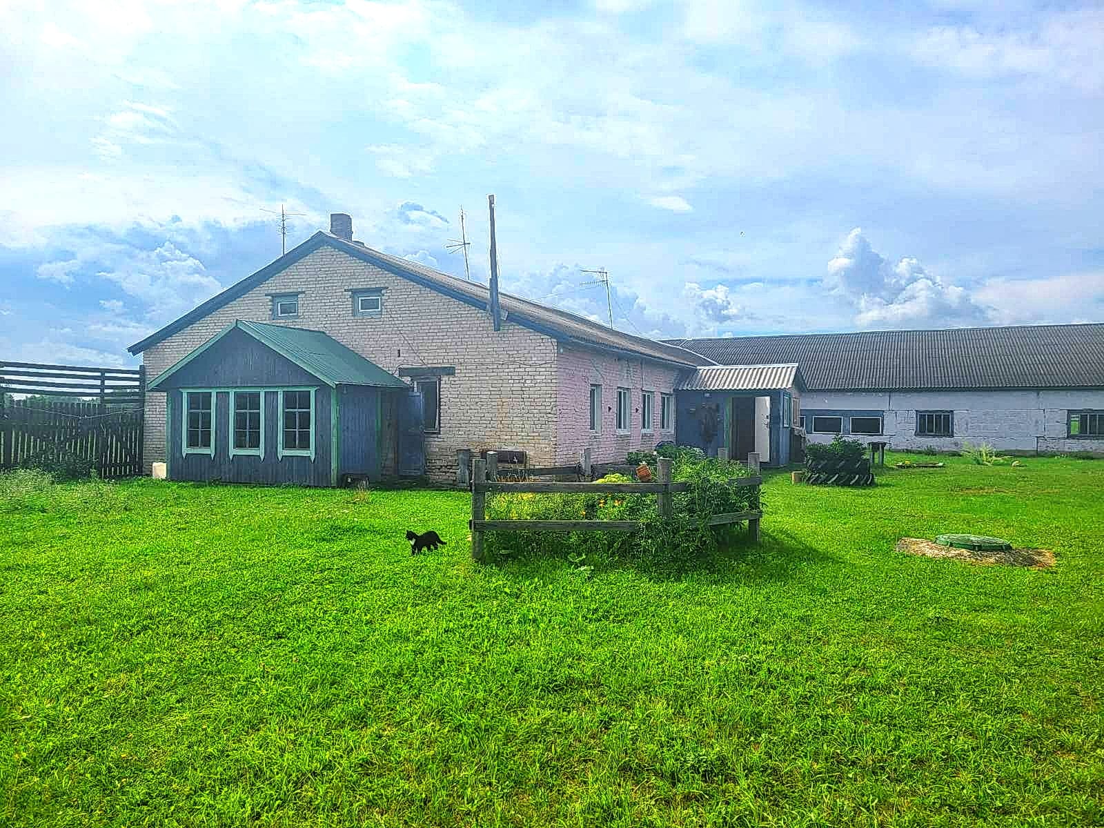 Продаётся фермерское хозяйство в Полоцком районе.