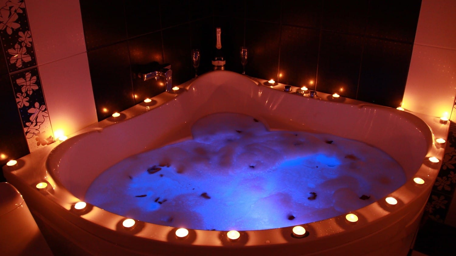 Сдам на часы,              ночь,              сутки Солнечная 6 — фото 5