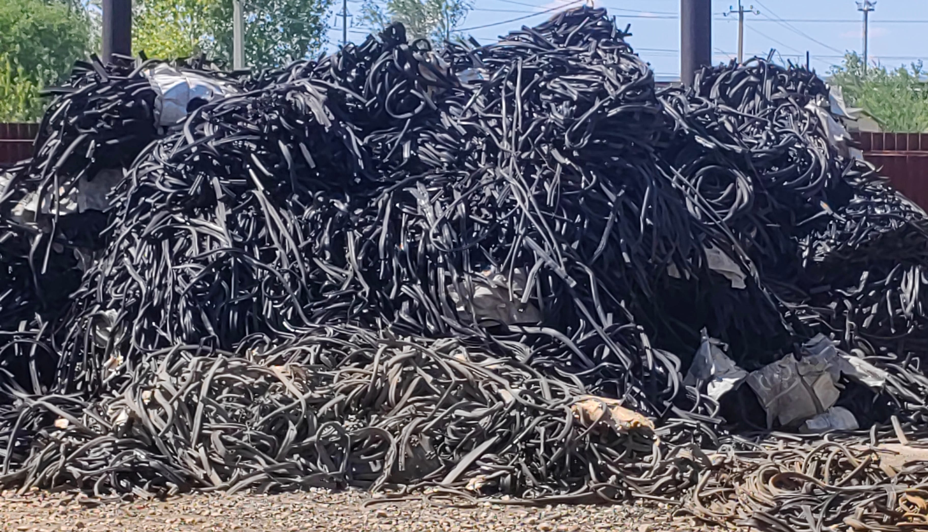 Покупаем резиновые отходы — фото 2