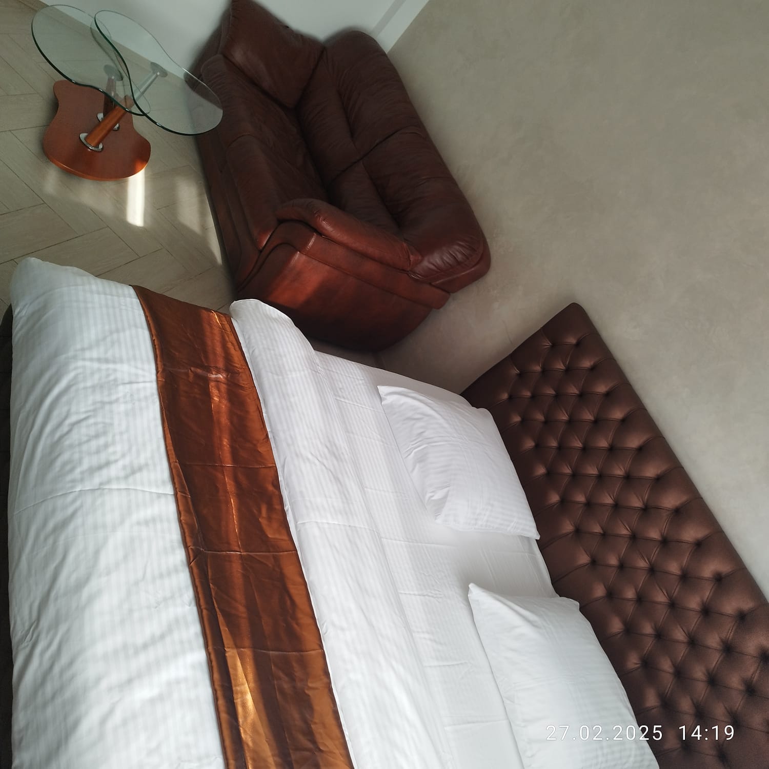 Сдам на часы,              ночь,              сутки Солнечная 6 — фото 2