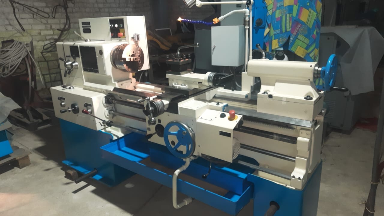 Продам: - SN-50C, 2007г, РМЦ-1000мм, токарно-винторезный станок