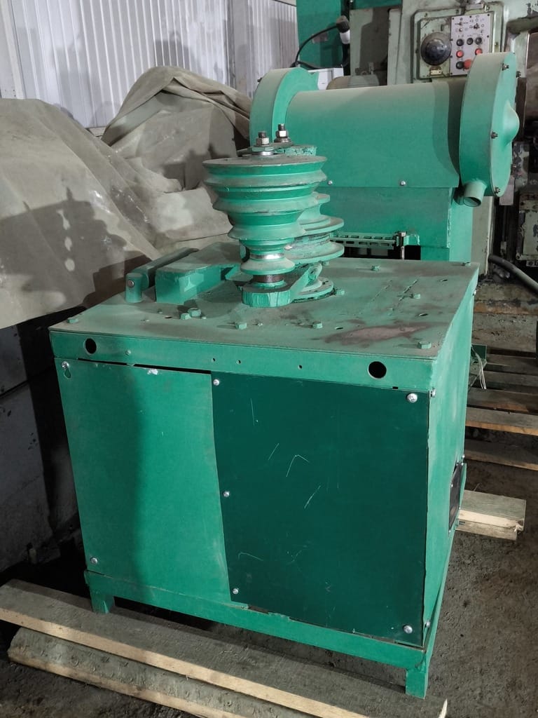 Станок трубогиб продам.