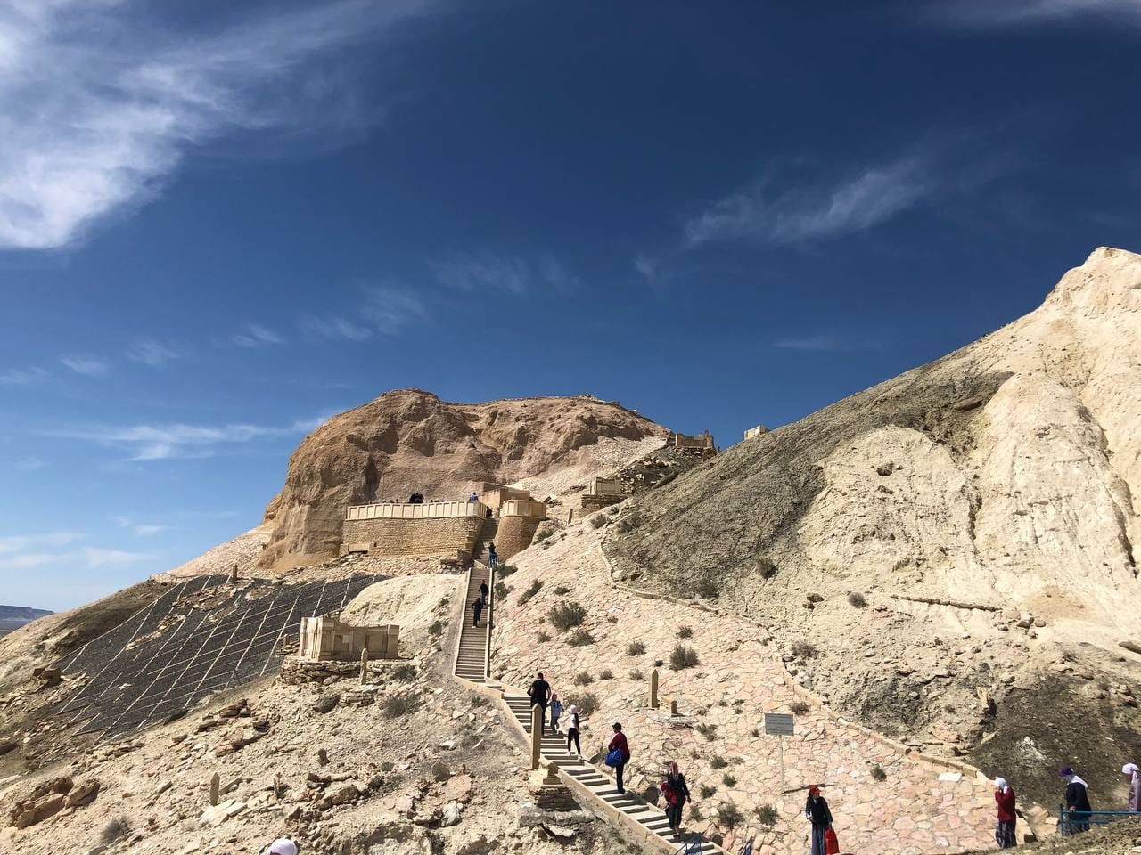 Актау/ Индивидуальный тахи в Караман ата, Бекет ата, Шопан ата Адай ата — фото 5