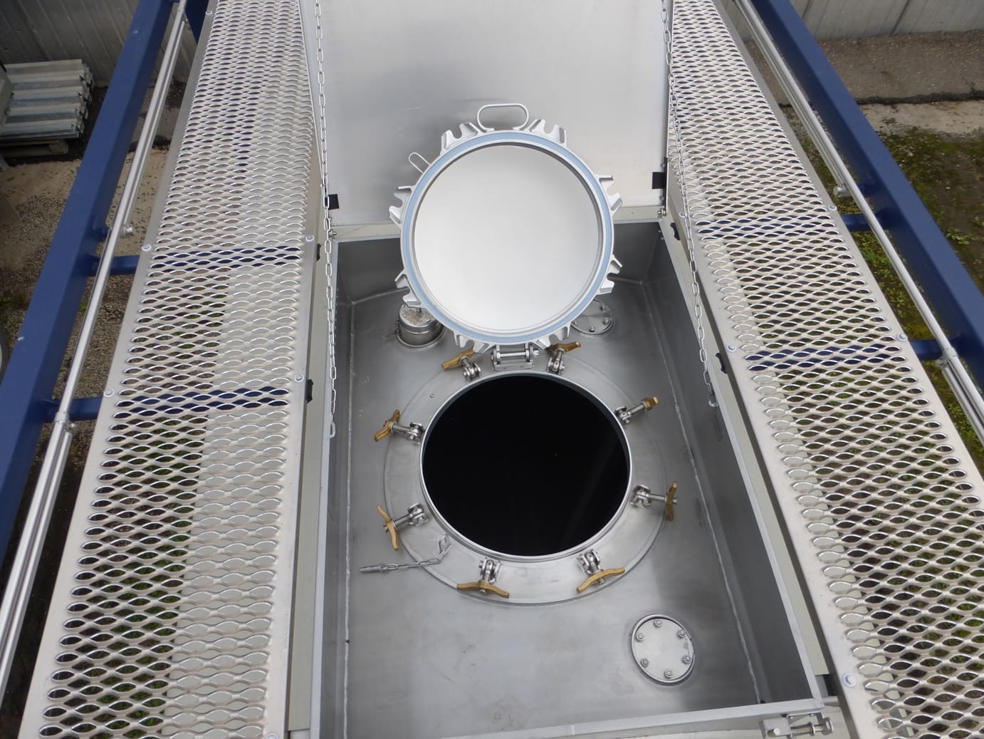 Танк-контейнер объём 21м3 тип Т11, для перевозки хлористоводородной кислоты. — фото 5