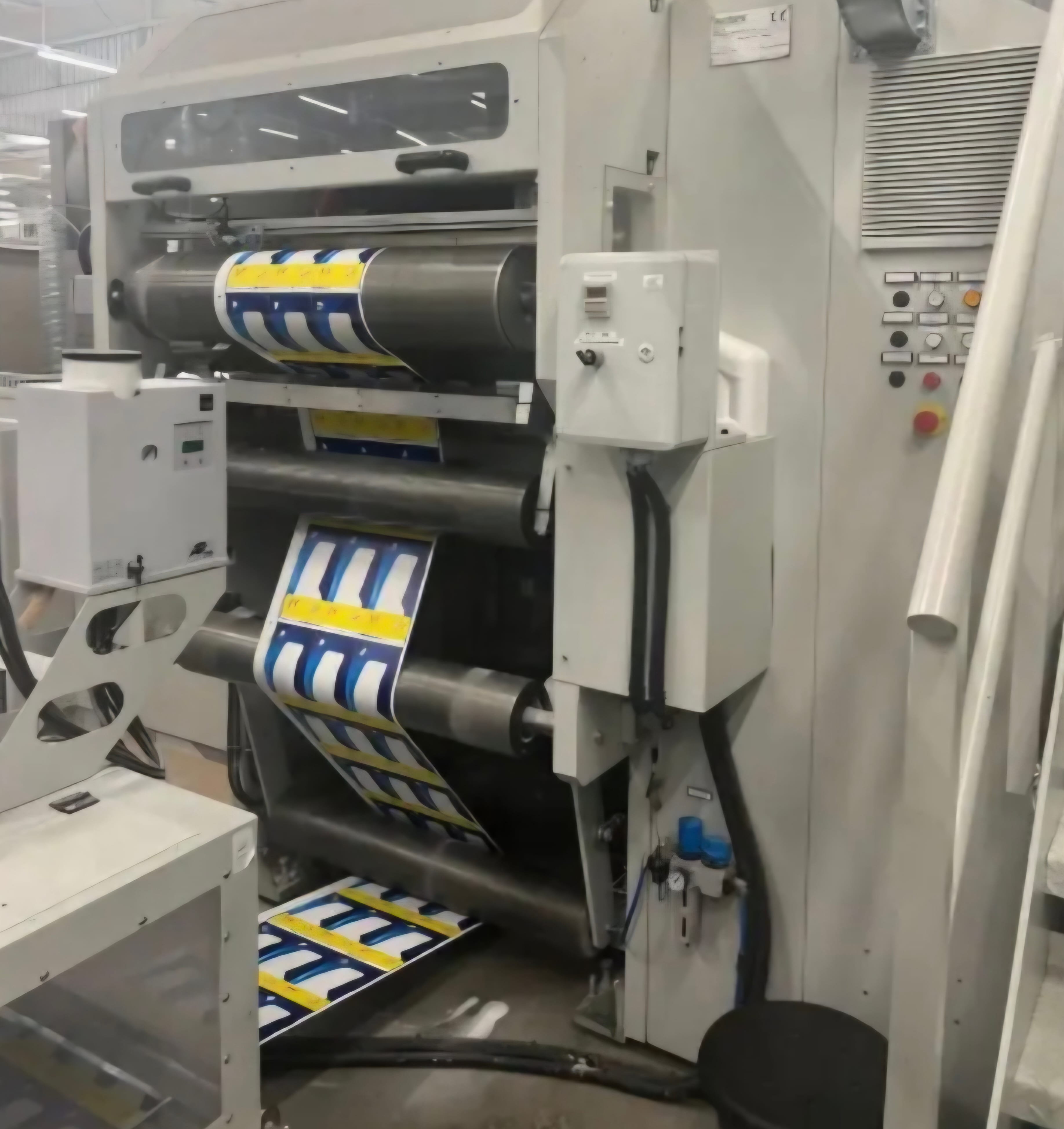 Флексографическая печатная машина BOBST M6 670