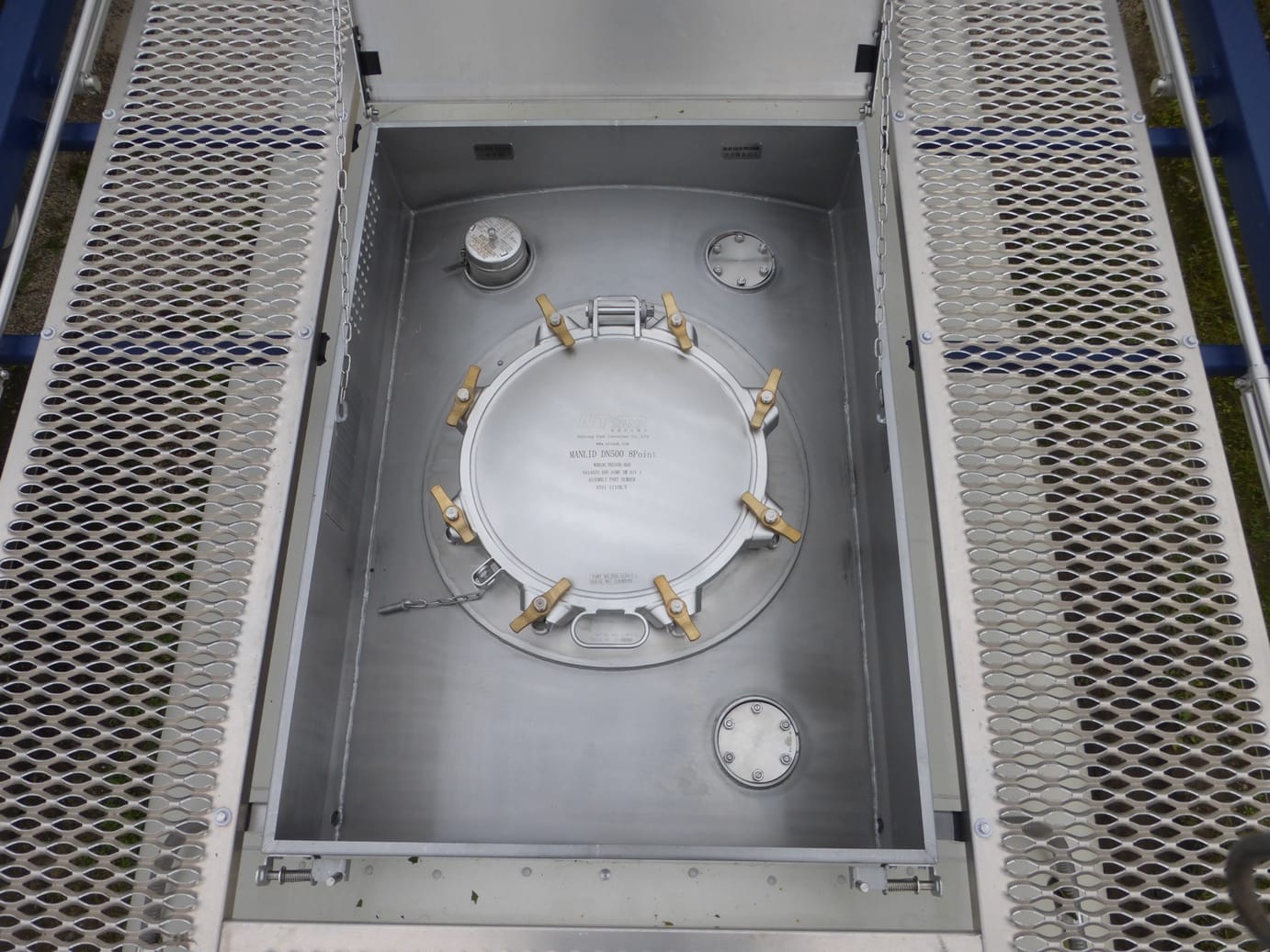 Танк-контейнер объём 21м3 тип Т11, для перевозки маслосодержащих продуктов. — фото 4