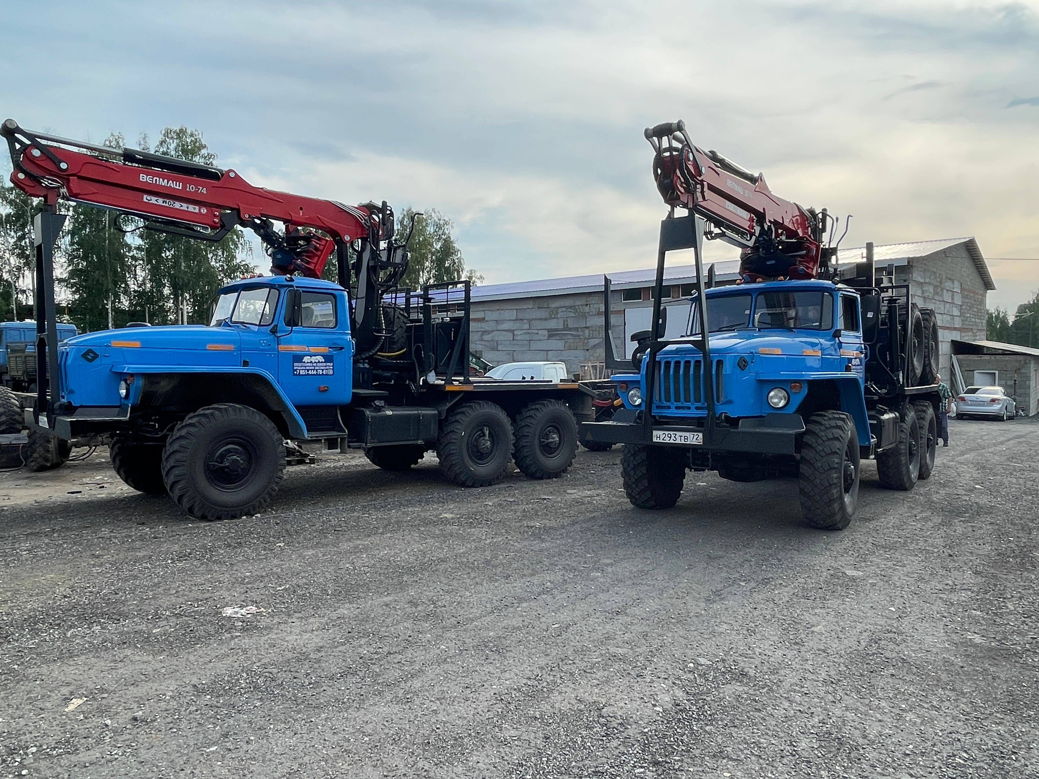 Лесовозный тягач Урал 4320,ДВС ЯМЗ-238, с новым кму Омтл-97