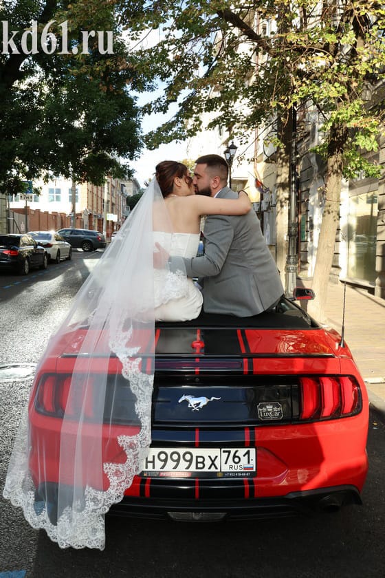 Фотосессия на кабриолете,   видео на кабриолете,   аренда кабриолетов в Ростове — фото 4