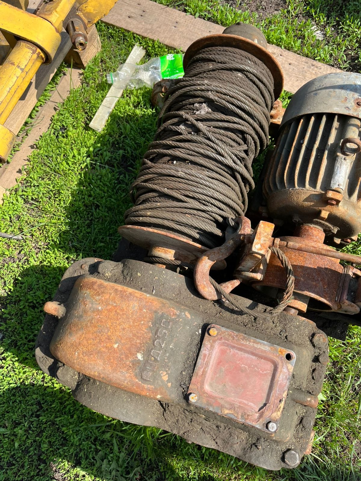 КУПЛЮ ТУЛАЭЛЕКТРОПРИВОД НА НВ НГ НБ НД ВА ВБ ВВ ВГ ВД ,  мэо миханизмы электродвигателя