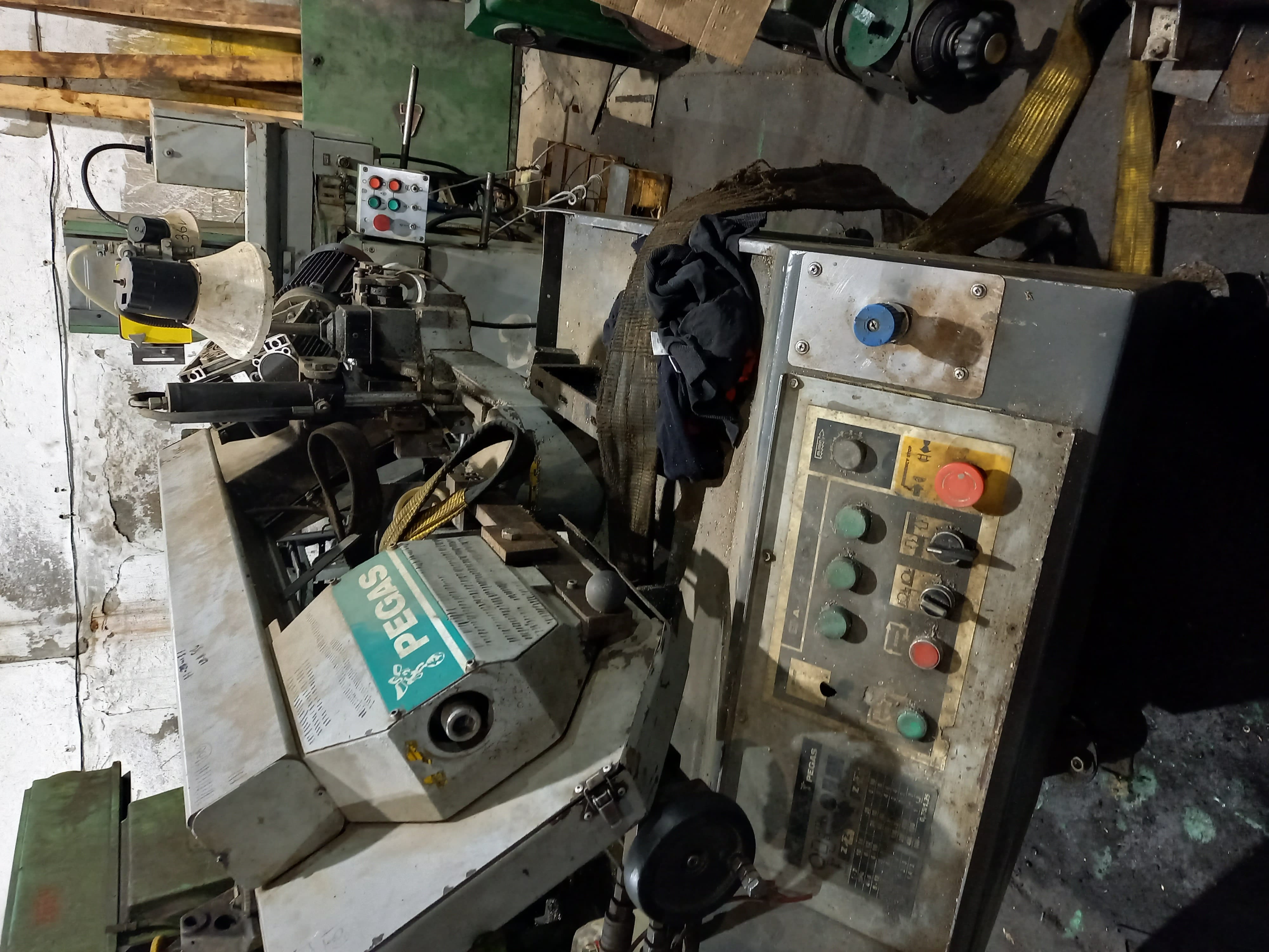 Станки ленточнопильные