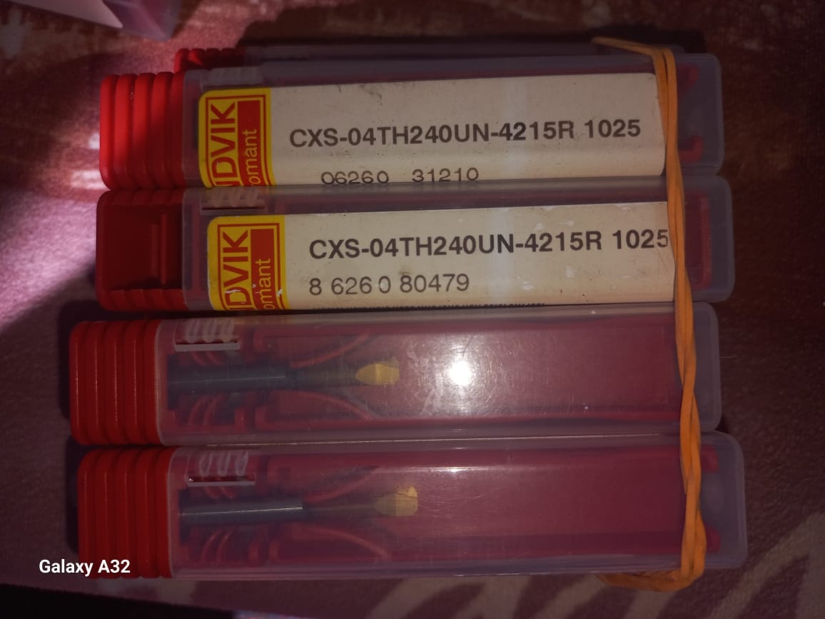 CXS-04TH240UN-4215R  1025