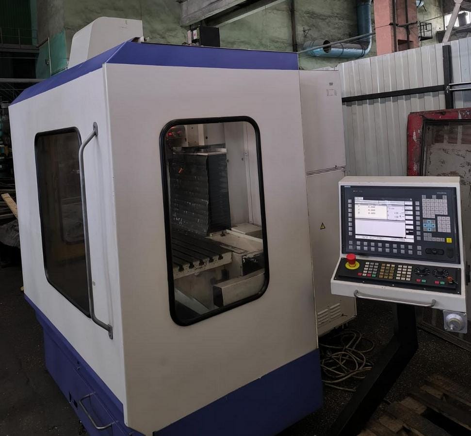 Станок вертикально-фрезерный ВМ133-20 с ЧПУ.