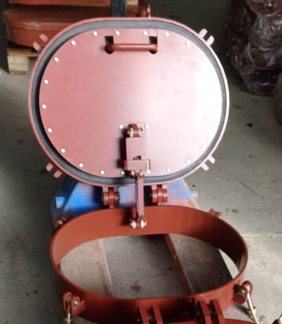 Люк судовой овальный плоский на барашках — фото 2