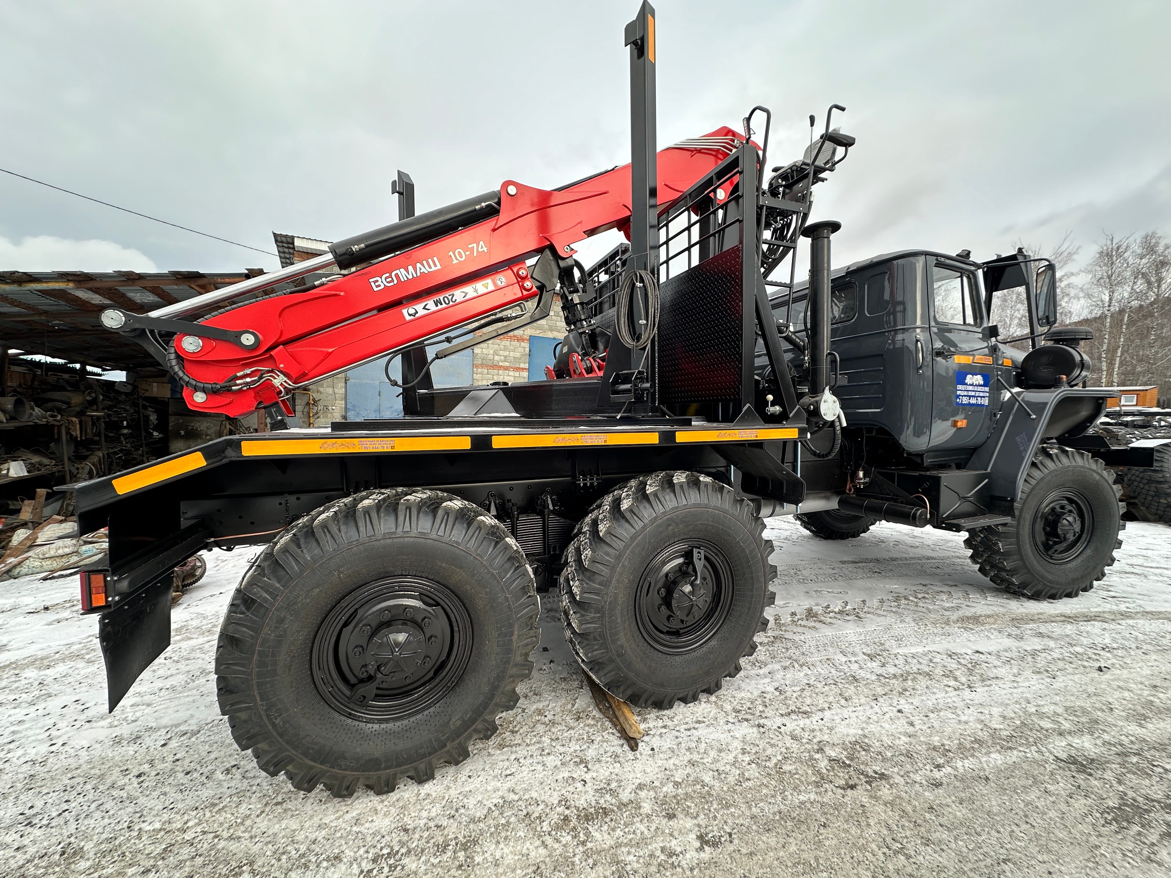 Лесовоз на шасси Урал 5557, капремонт 2025 г. с кму Велмаш 10-74 — фото 3