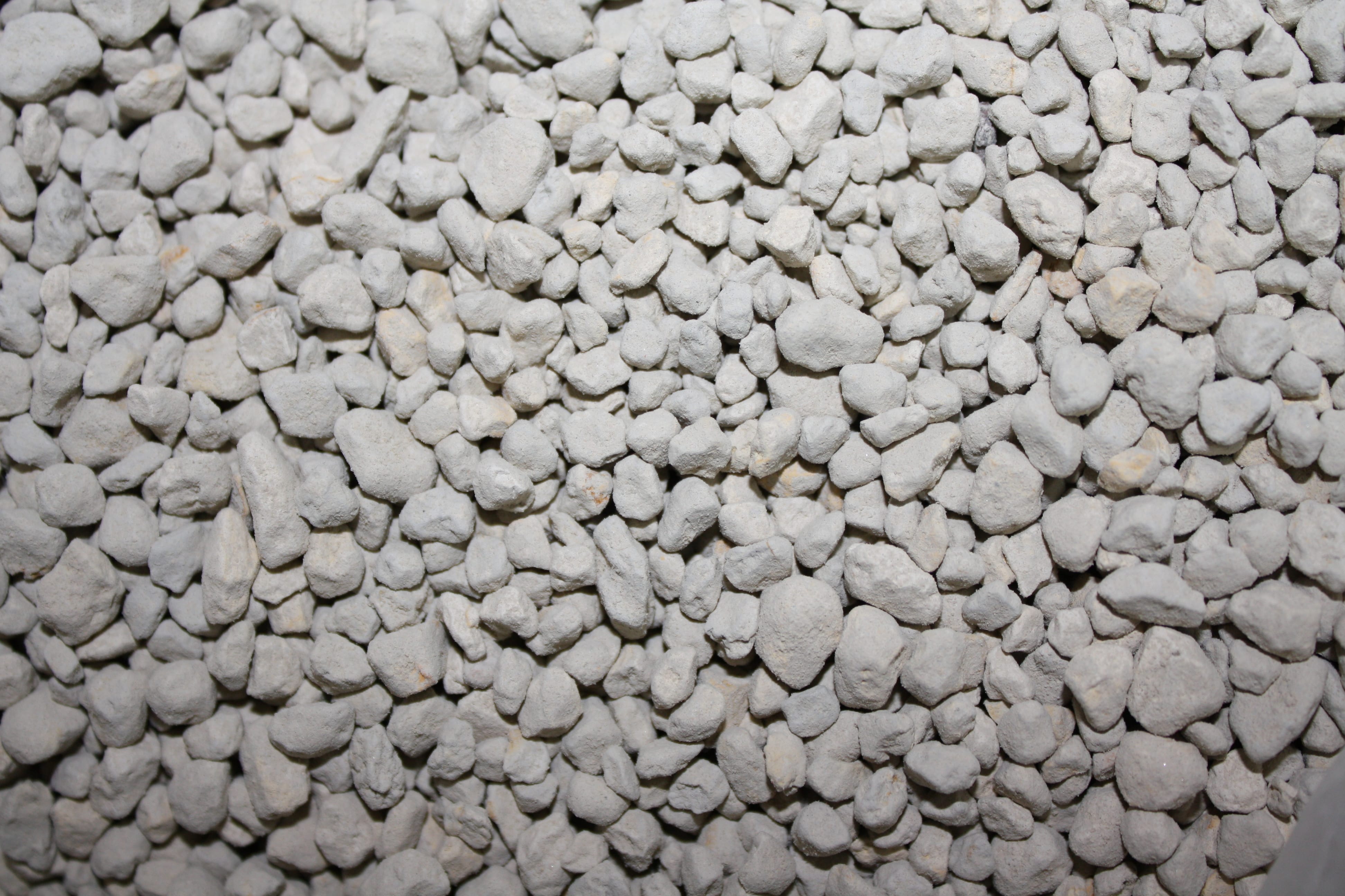 Минеральный наполнитель для кошачьего туалета