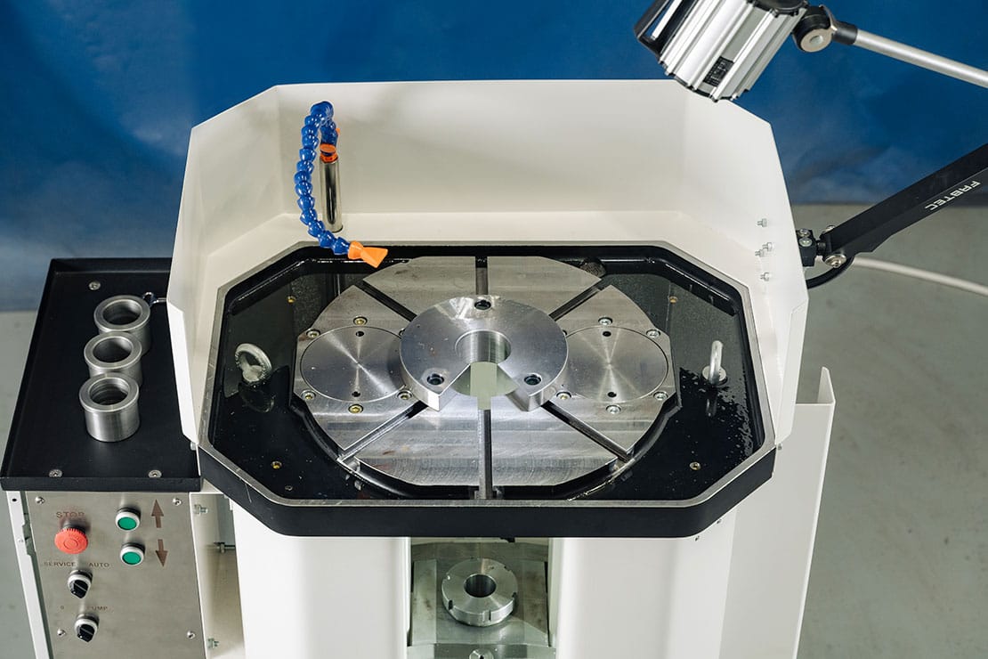 Вертикально протяжной станок для изготовления шпоночных пазов и внутренних шлицов, VBM 900х90 — фото 4