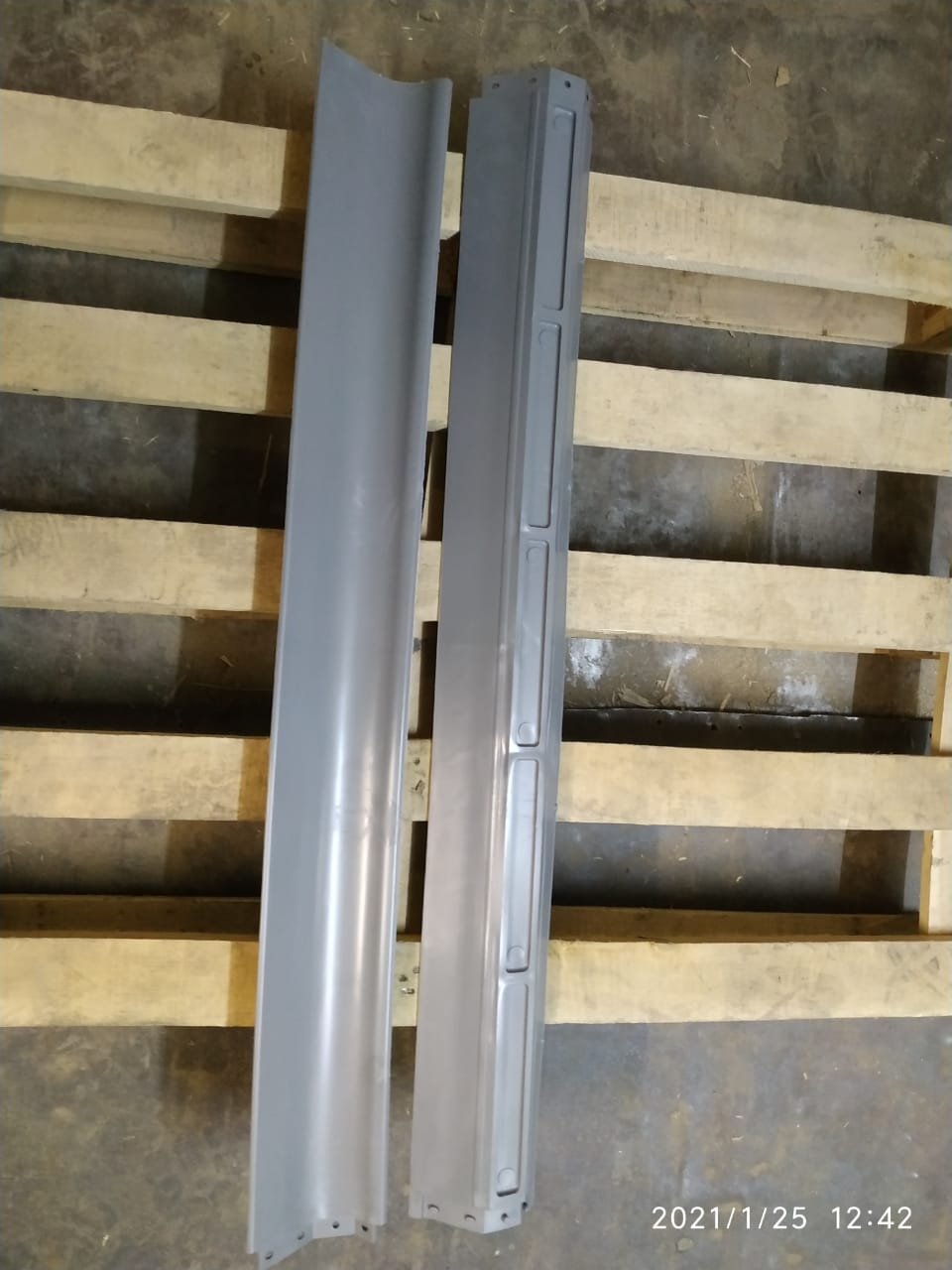 Промышленный плинтус для финишной отделки пола пищевых производств — фото 5