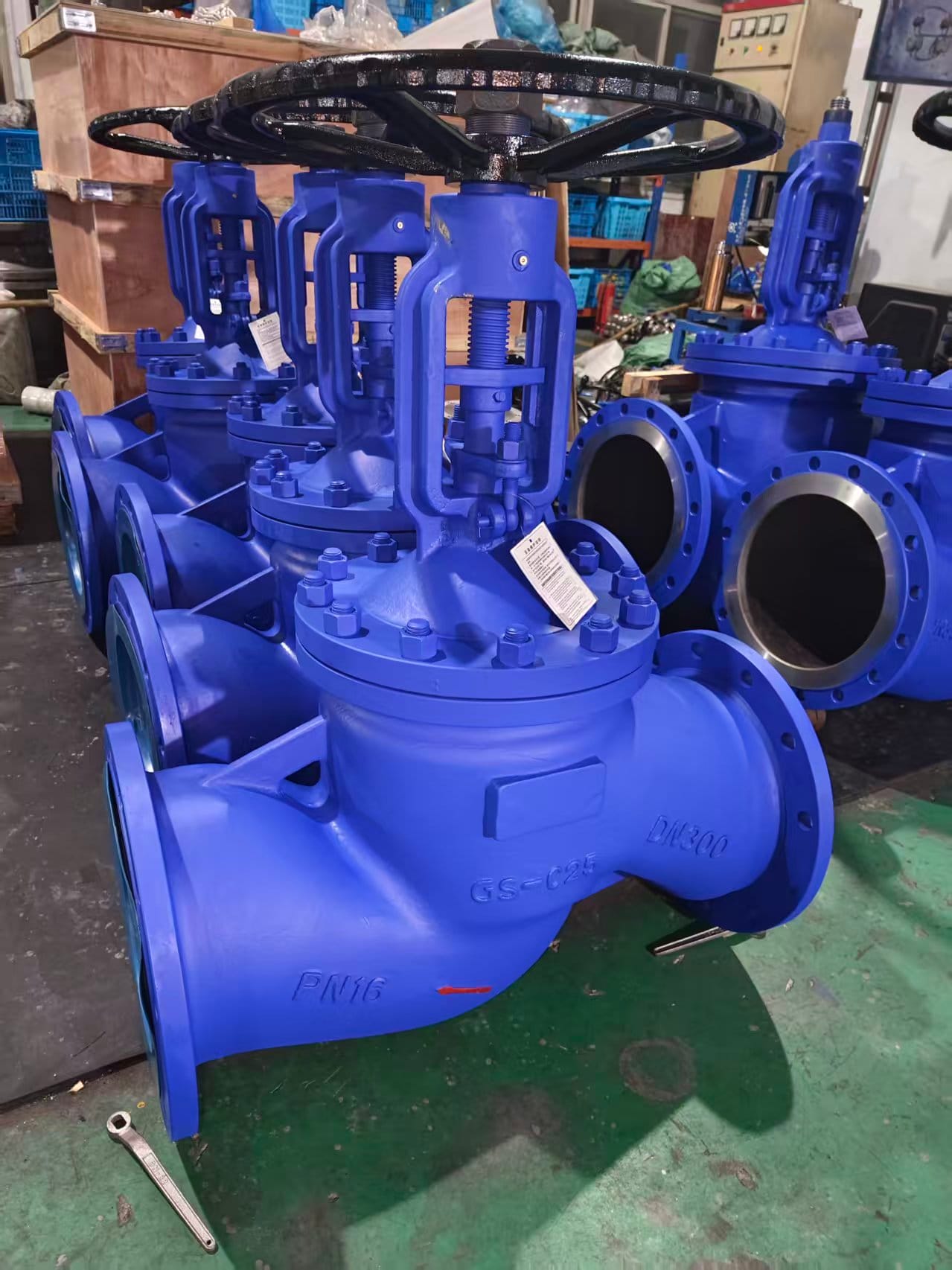 Клапан сильфонный запорный угловой стальной фланцевый — фото 2