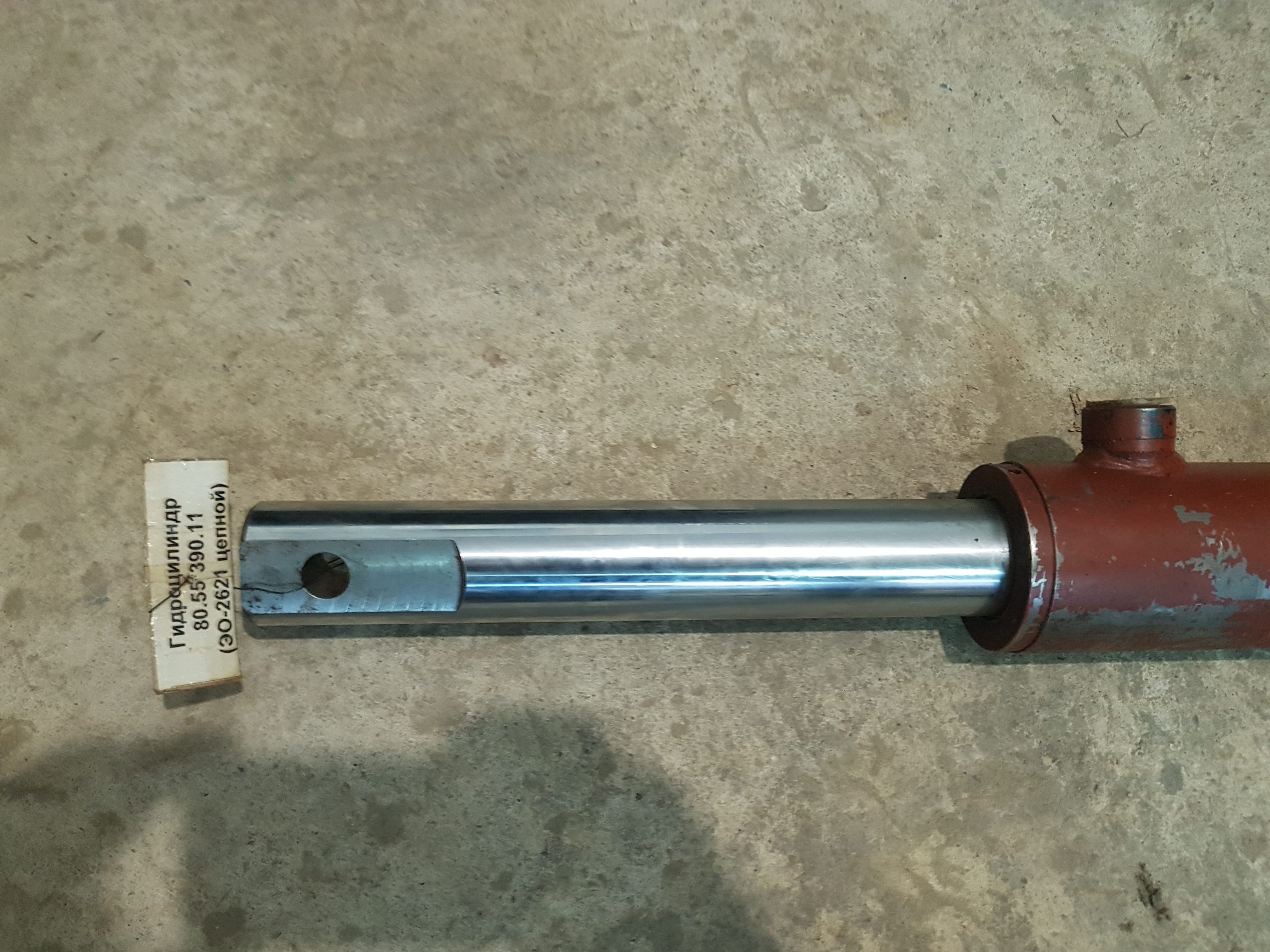 Гидроцилиндр цепной поворотной колонки для экскаваторов ЭО-2621В-2 ЮМЗ — фото 2