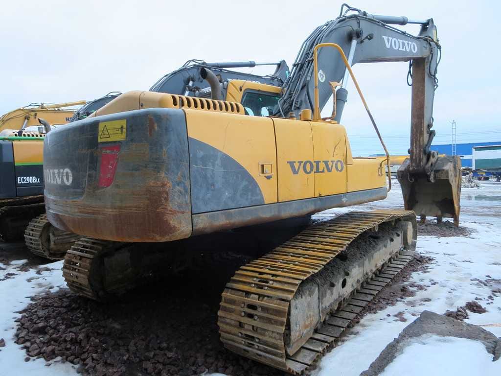 Гусеничный экскаватор Volvo 240, 2012 г, макс опции — фото 4