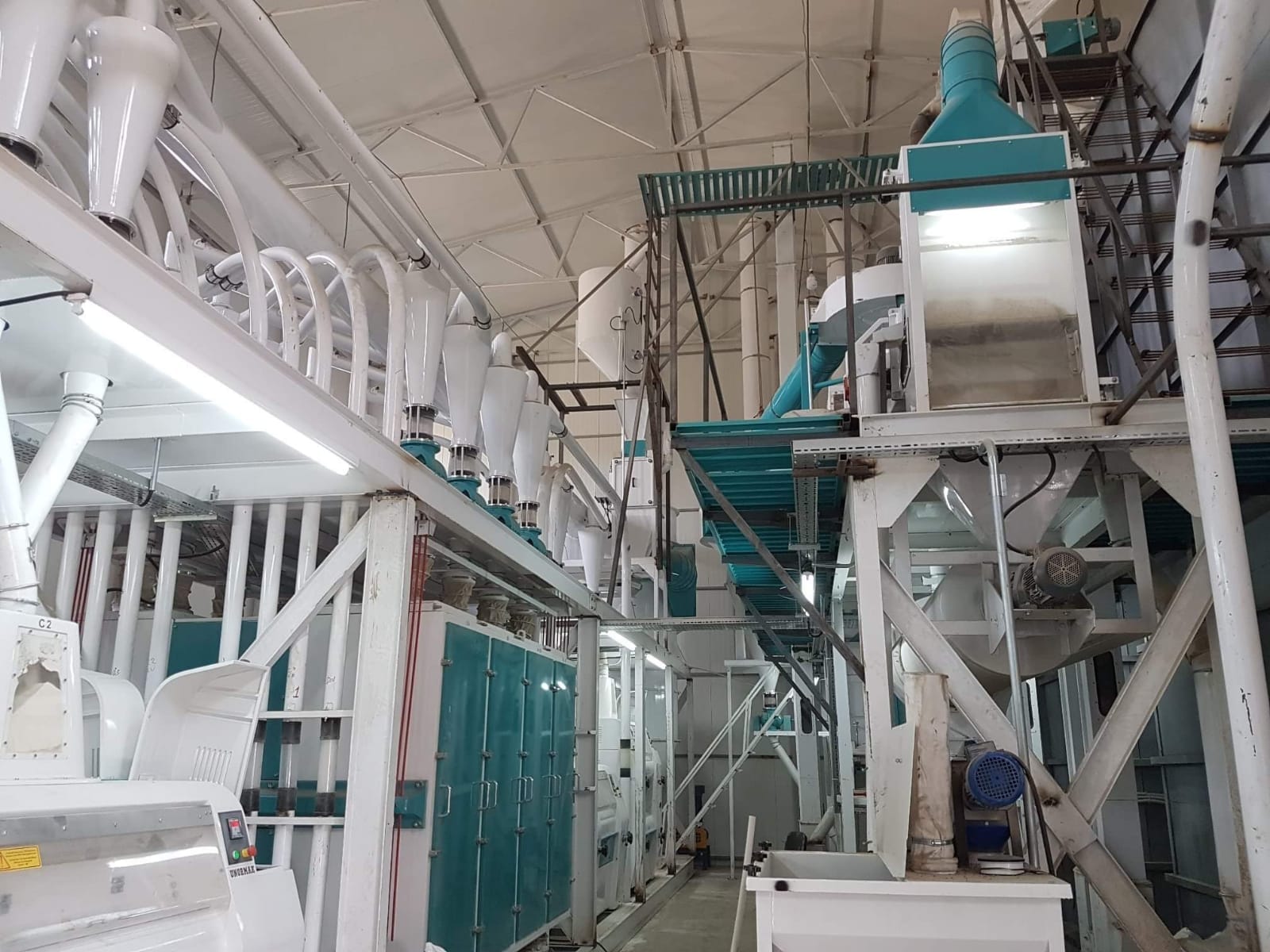 Линия производства комбикорма — фото 7