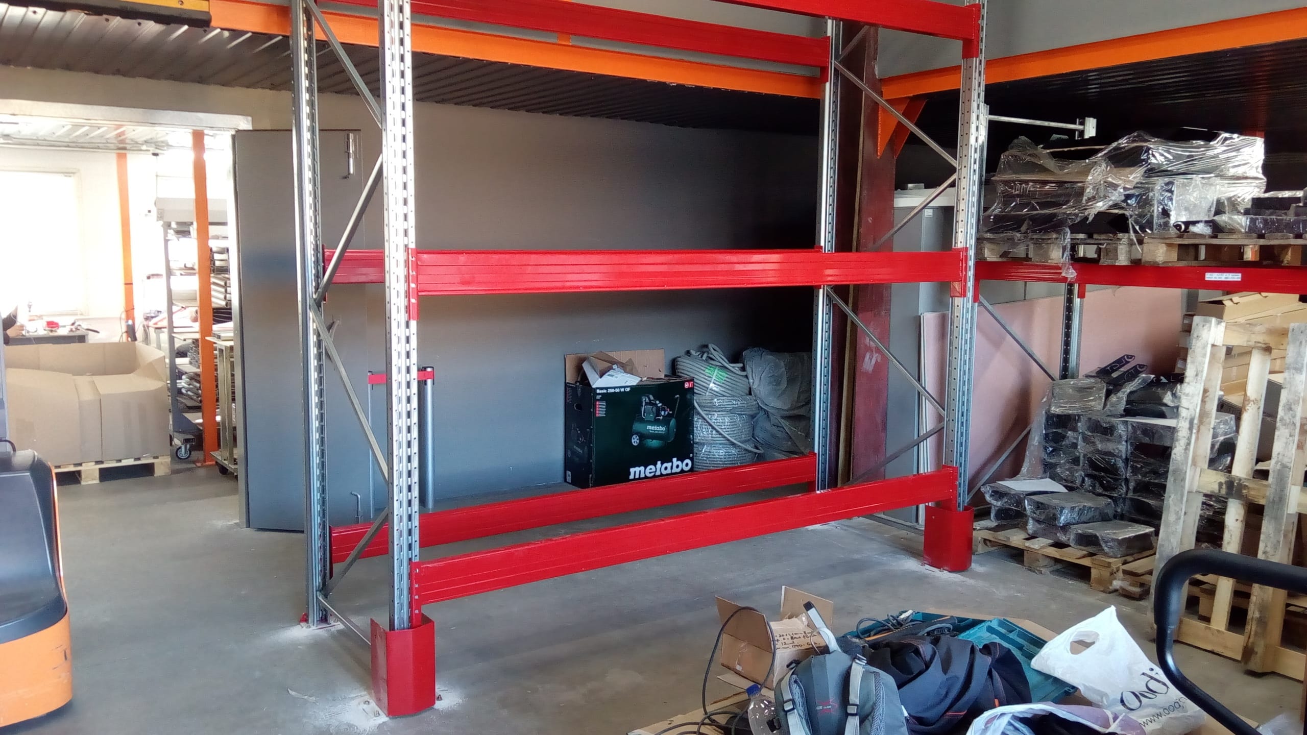 Рамы паллетных стеллажей производства ООО "Фрязевский завод металлоконструкций" — фото 2