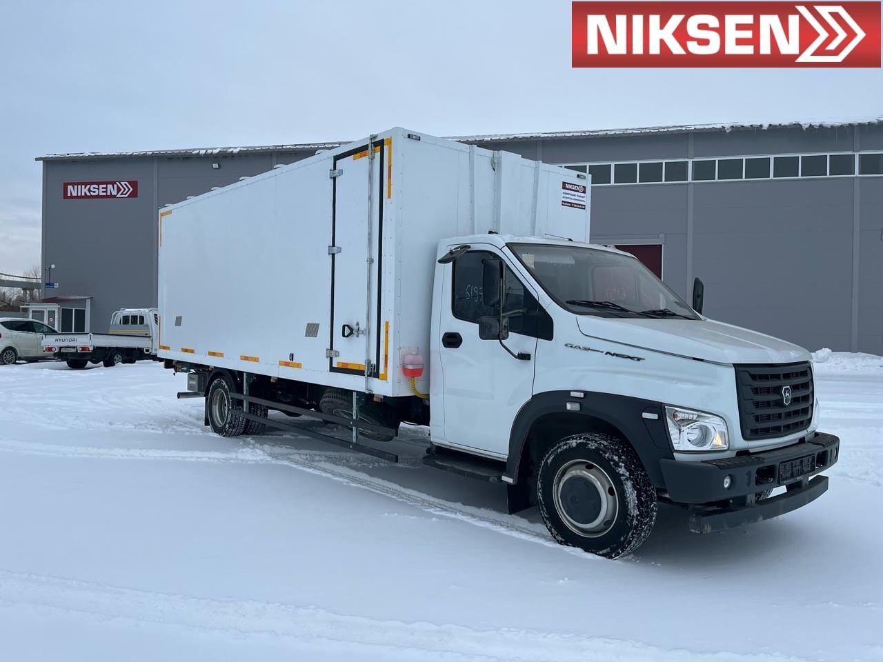 Цыплятовоз «NIKSEN» на шасси ГАЗон NEXT