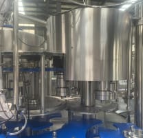 Оборудование для линии выдува и розлива питьевой негазированной воды в ПЭТ тару объемом 5 л, производительностью 1500 бут/ч — фото 3