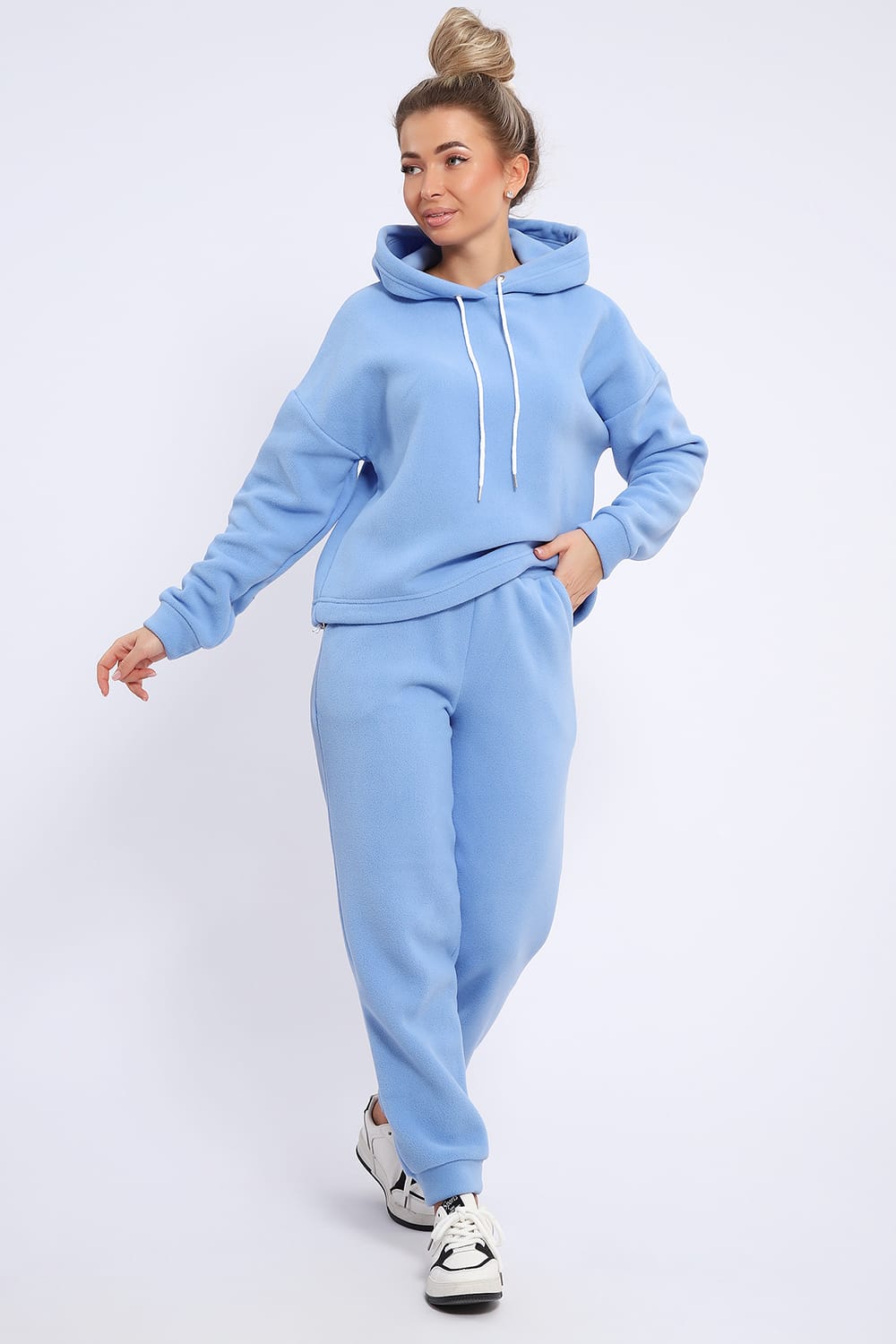 Женские костюмы — фото 19