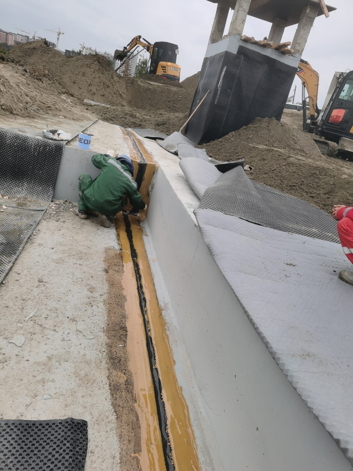 Герметизация деформационного шва