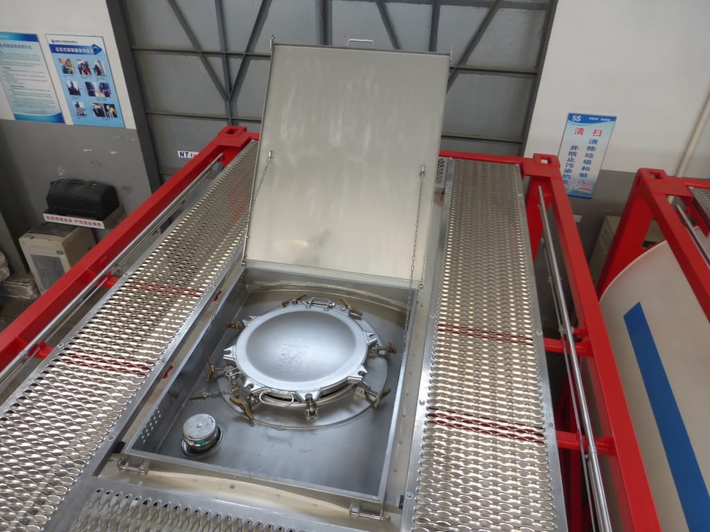 Танк-контейнер тип Т11 объём 25м3 для перевозки жидких реагентов, новый. — фото 5