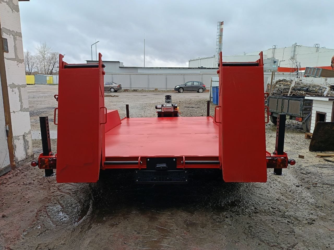 Прицеп для перевозки минипогрузчиков и спецтехники — фото 3